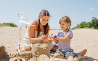 ¿Es mejor un smartwatch o un smartphone para los niños?